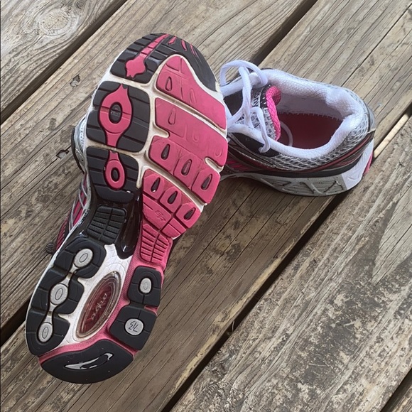 SAUCONY Women's ProGrid Ride 3 size 7.5 - Picture 2 of 10